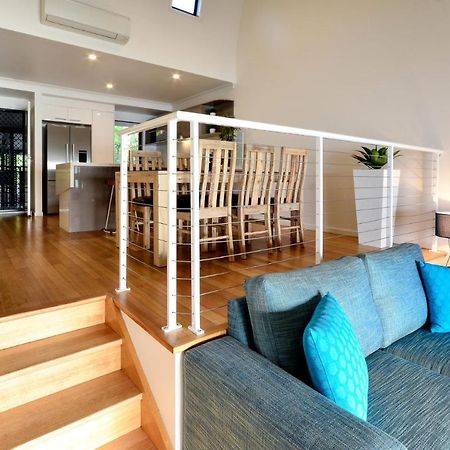 Shorelines 31 Renovated Upmarket Two Bedroom Apartment With Ocean Views And Buggy جزيرة هاميلتون المظهر الخارجي الصورة
