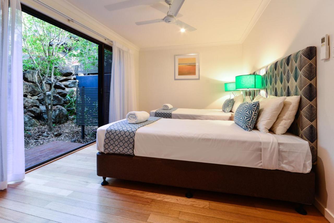 Shorelines 31 Renovated Upmarket Two Bedroom Apartment With Ocean Views And Buggy جزيرة هاميلتون المظهر الخارجي الصورة