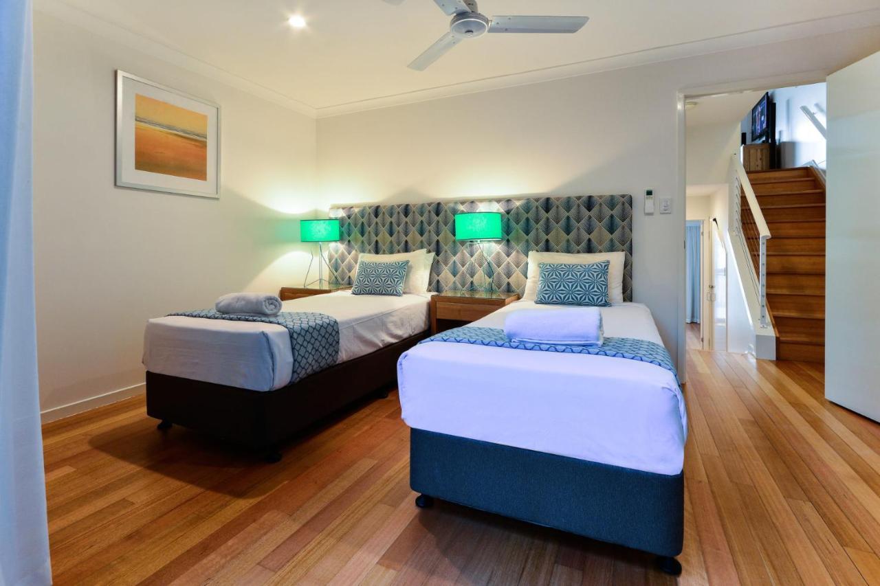Shorelines 31 Renovated Upmarket Two Bedroom Apartment With Ocean Views And Buggy جزيرة هاميلتون المظهر الخارجي الصورة