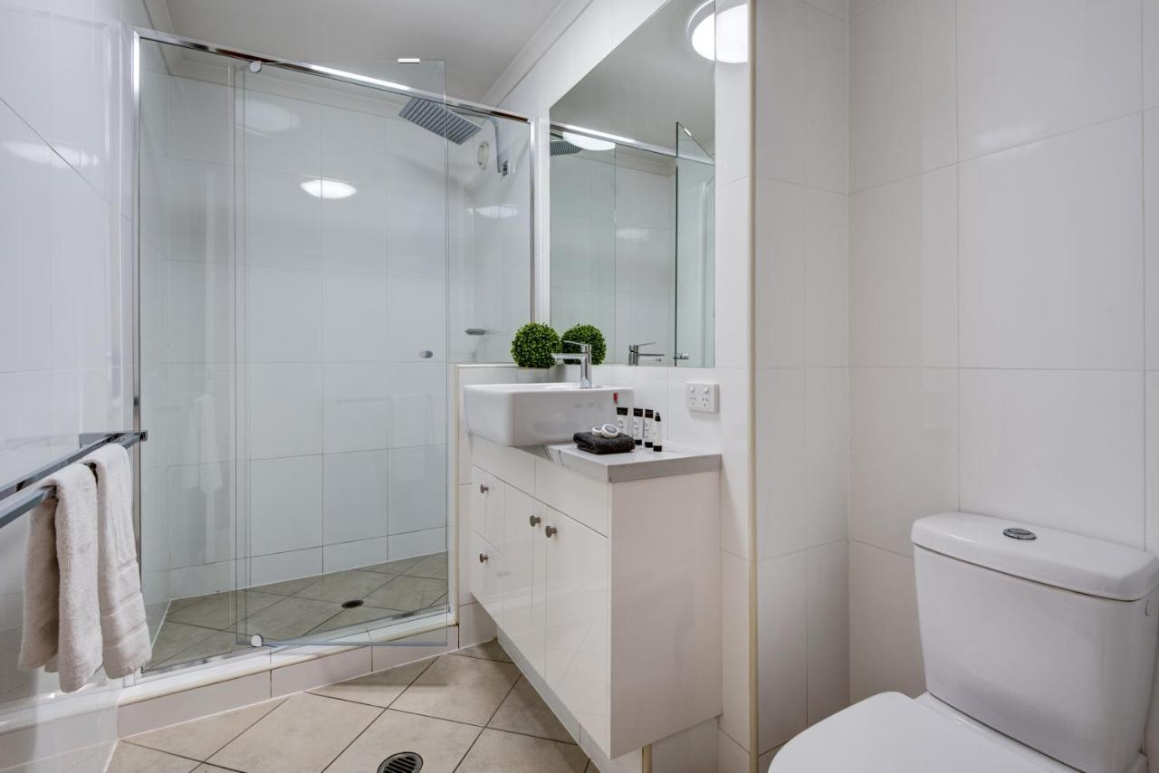 Shorelines 31 Renovated Upmarket Two Bedroom Apartment With Ocean Views And Buggy جزيرة هاميلتون المظهر الخارجي الصورة